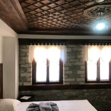 Miziriguest House 招待所 Gjirokastër